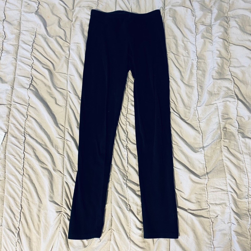 Black leggings.
